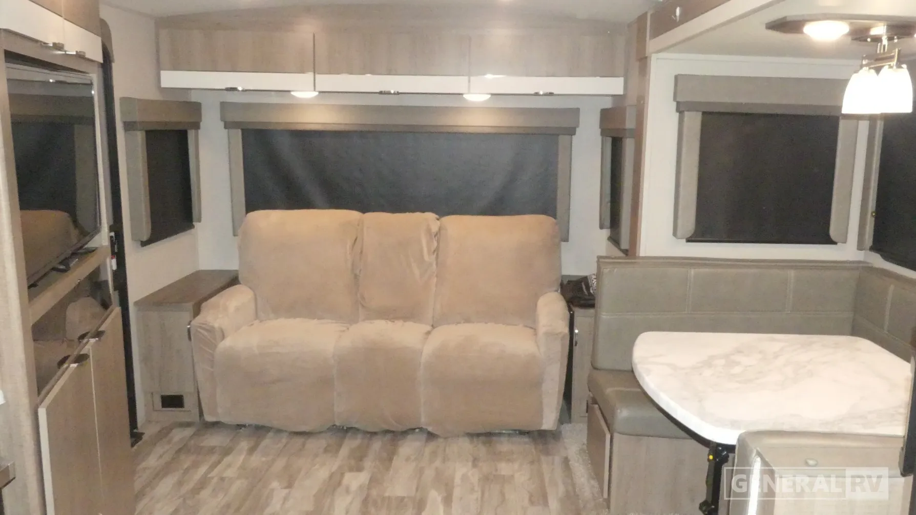 2020 Grand Design Imagine 2500RL - Photo 3