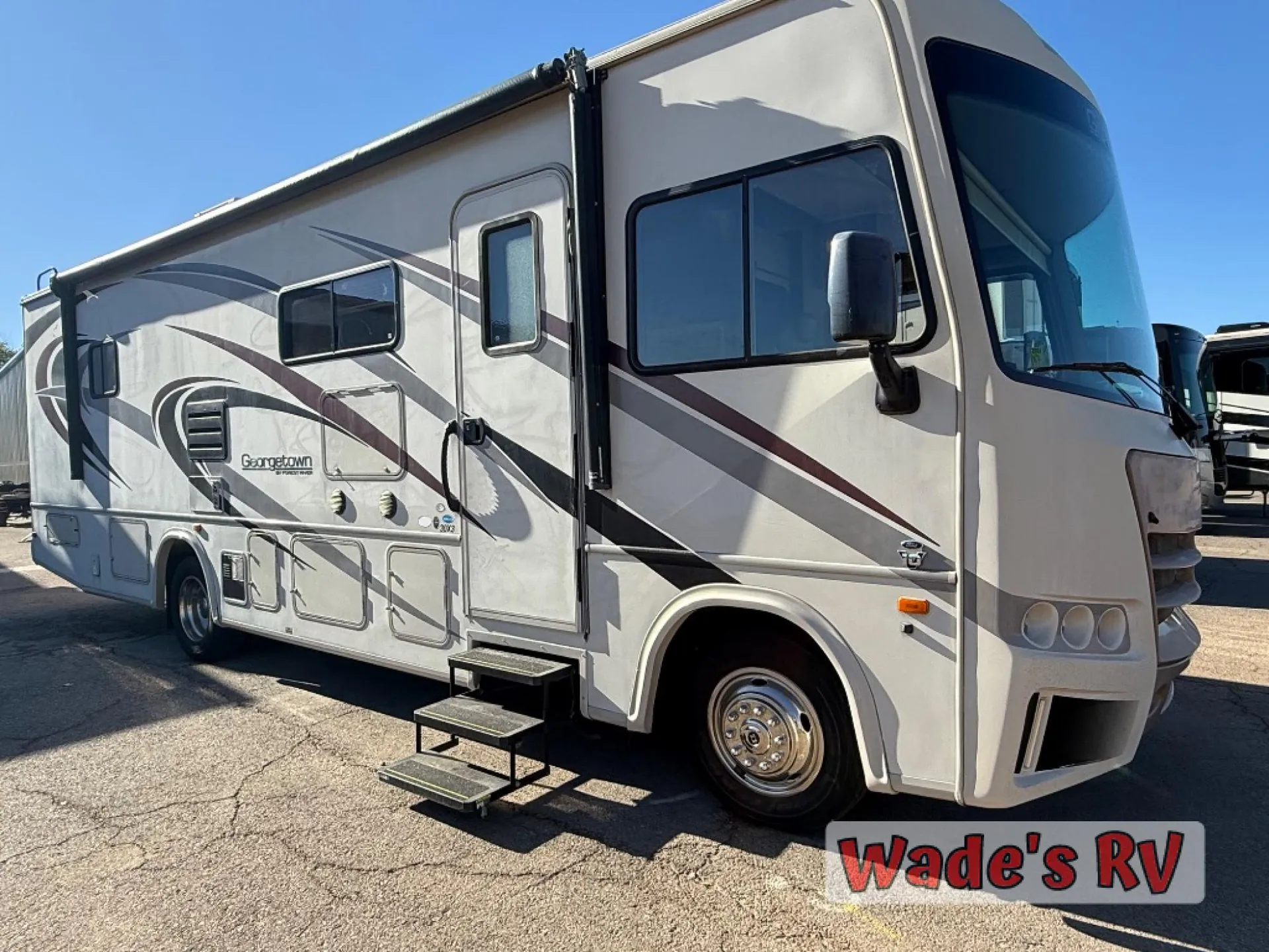 2018 Forest River Georgetown 3 Series GT3 30X3 - Photo 2