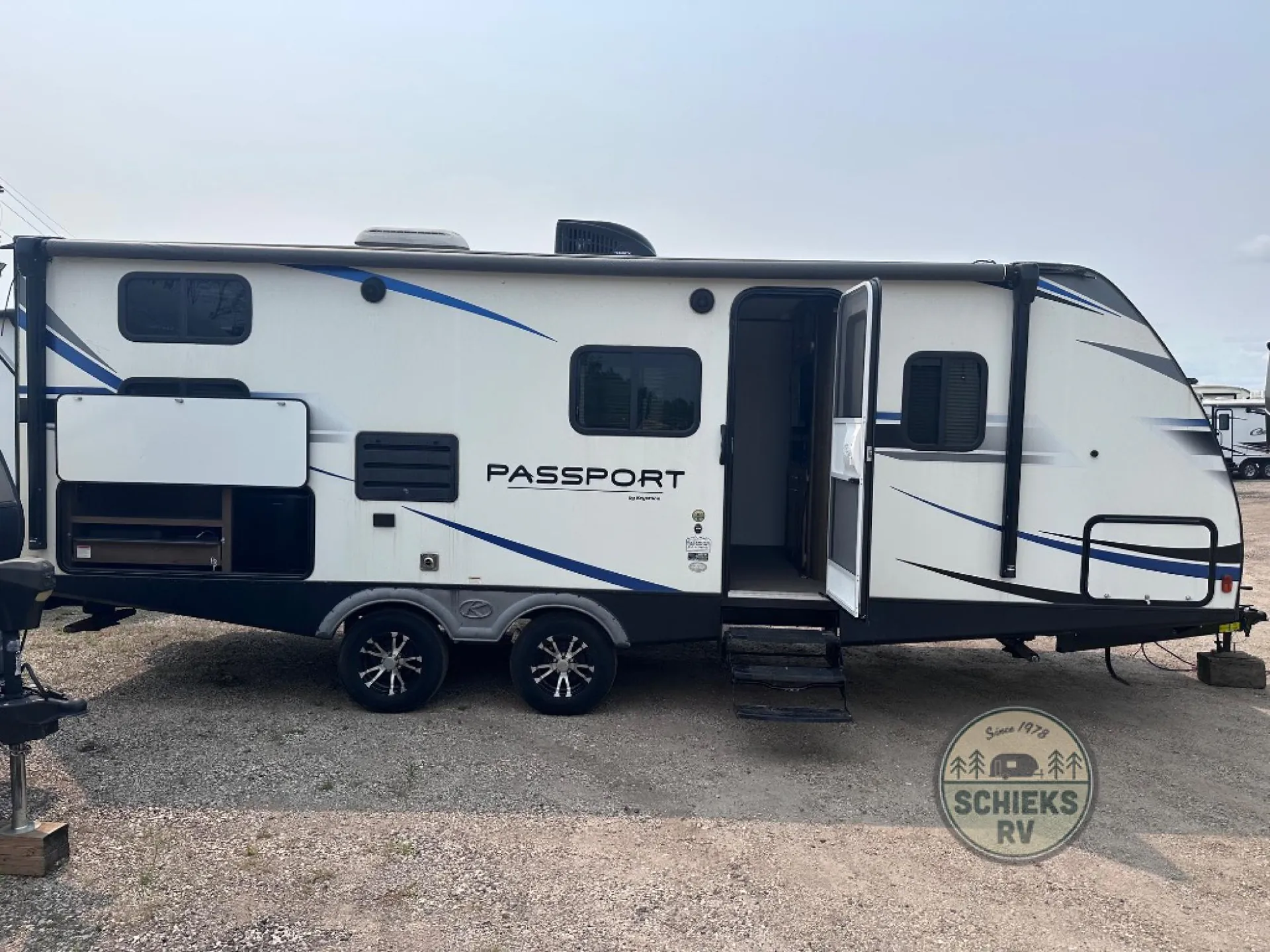2020 Keystone Passport SL Series 240BH - Photo 3