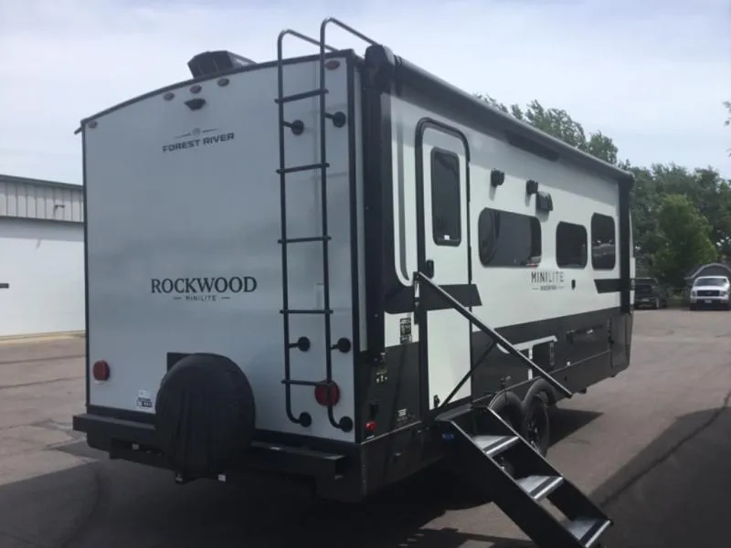 2026 Forest River Rockwood Mini Lite 2205S - Photo 3