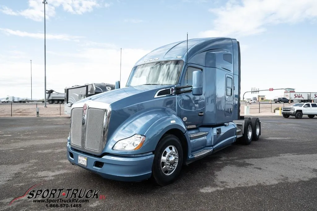 2015 KW T680 - Photo 2