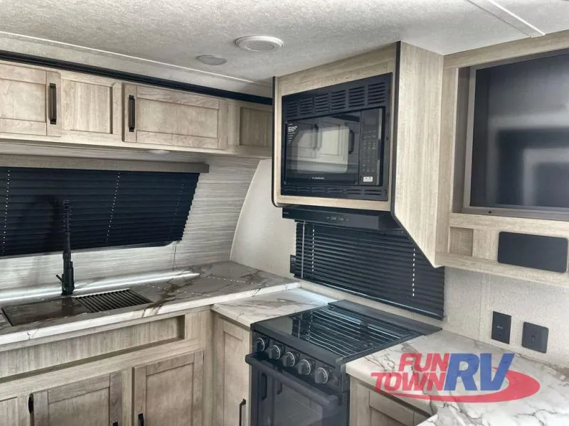 2026 Forest River RV Puma 220FK - Photo 4