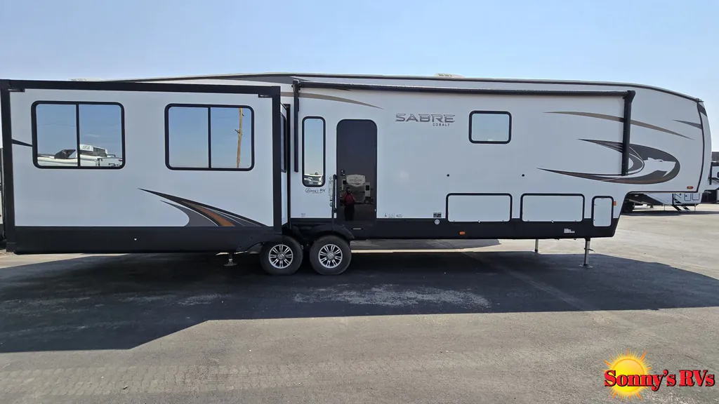 2023 Forest River Sabre 38RLH, Photos photo 7