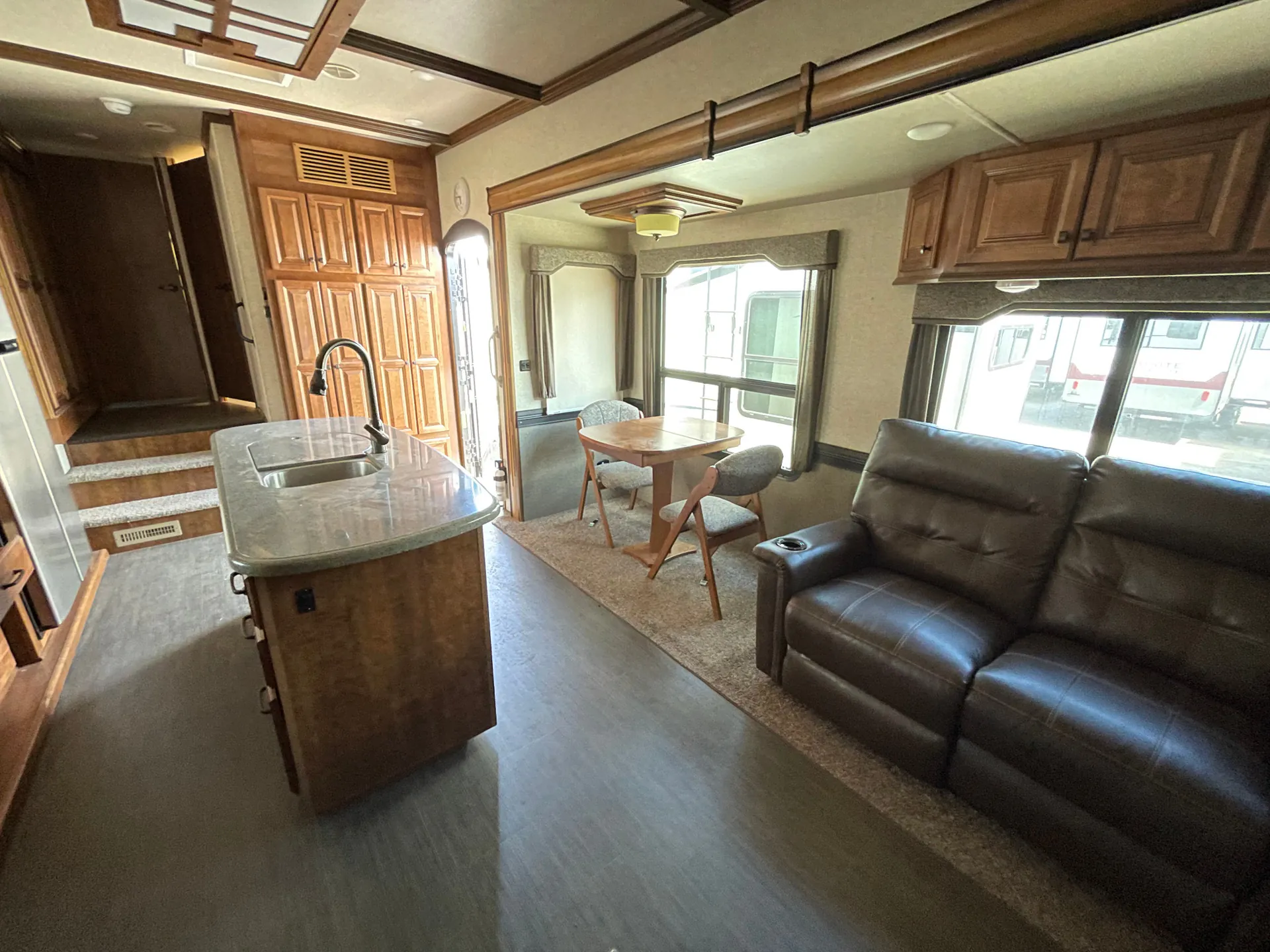2017 Heartland Big Country 3560SS - Photo 3