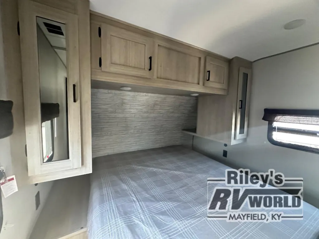 2026 Coachmen Catalina Legacy Edition 273DBHCK, Photos photo 26