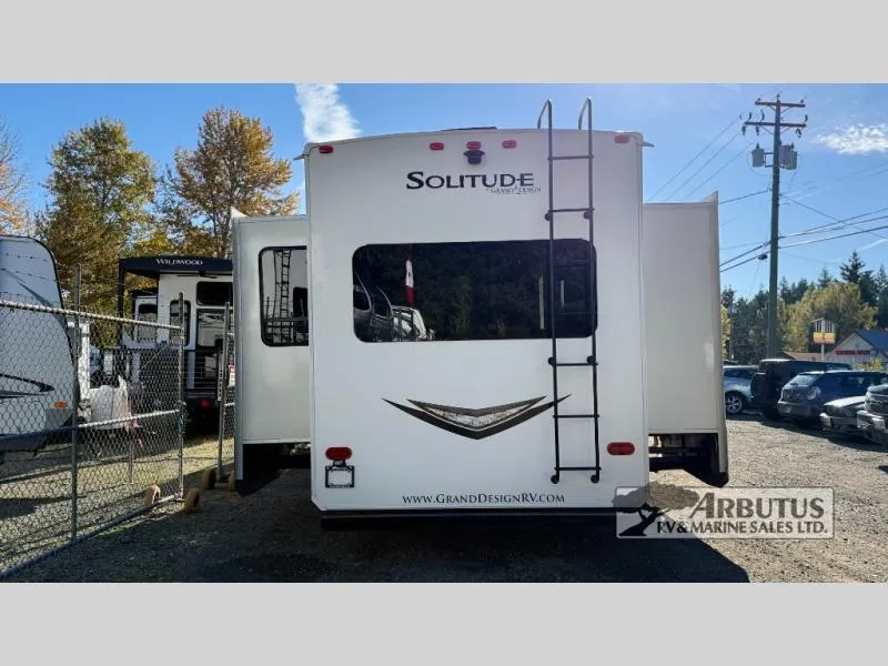 2017 Grand Design Solitude 360RL - Photo 3