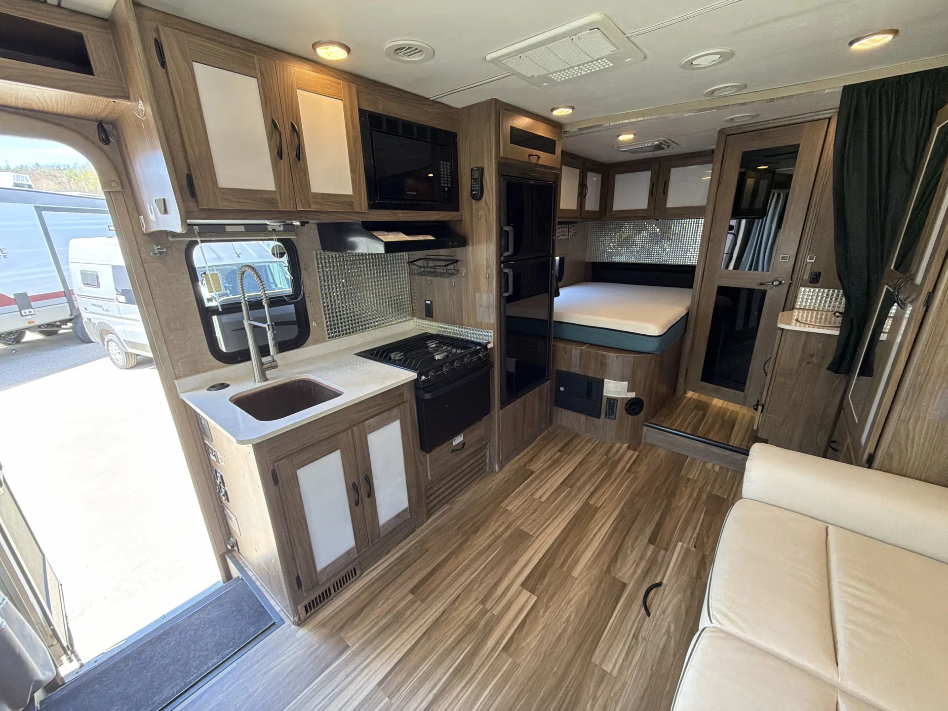 2015 Coachmen Prism 2150 — living area main