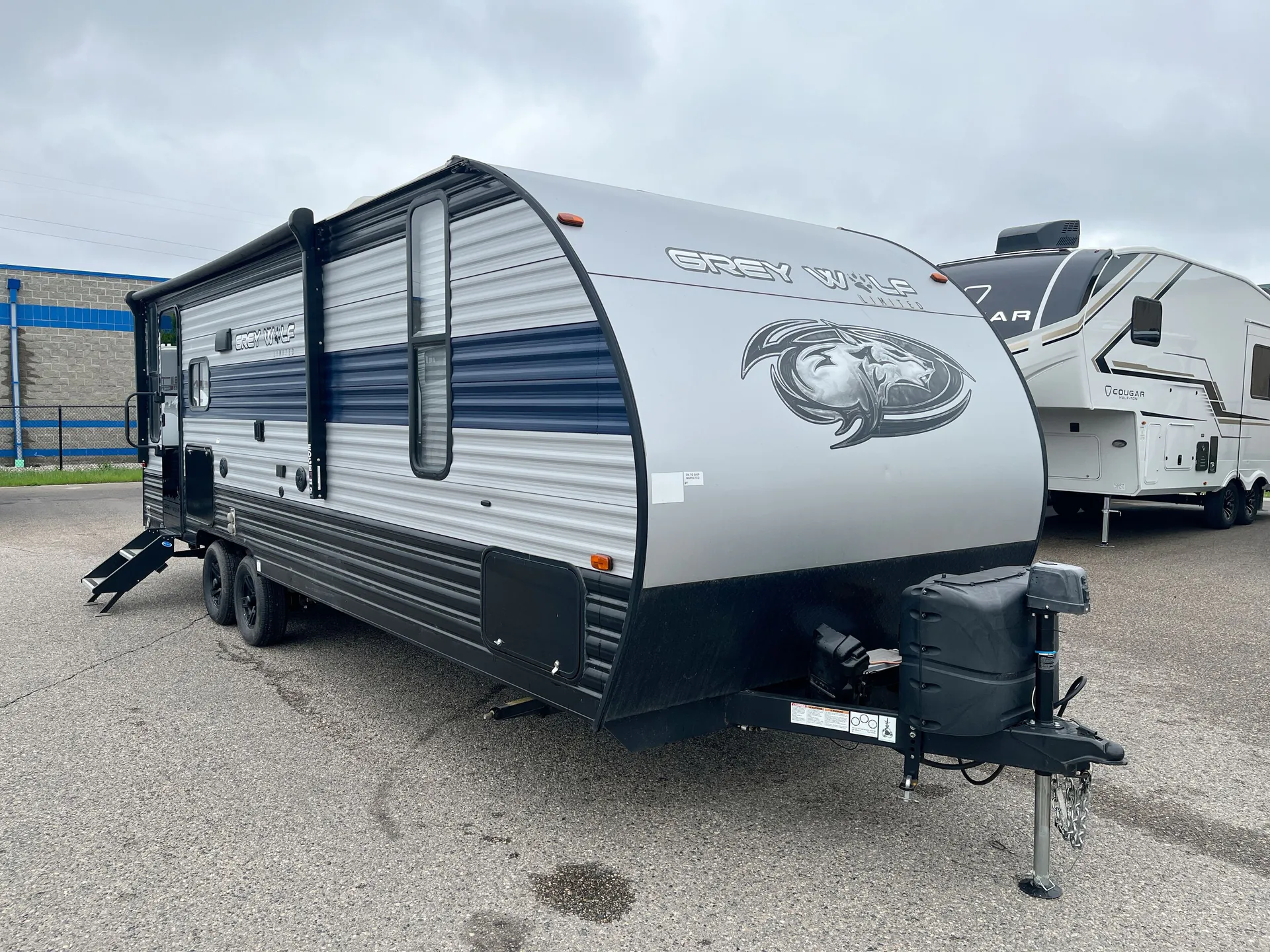 2022 Forest River Cherokee Grey Wolf 23MK - Photo 2