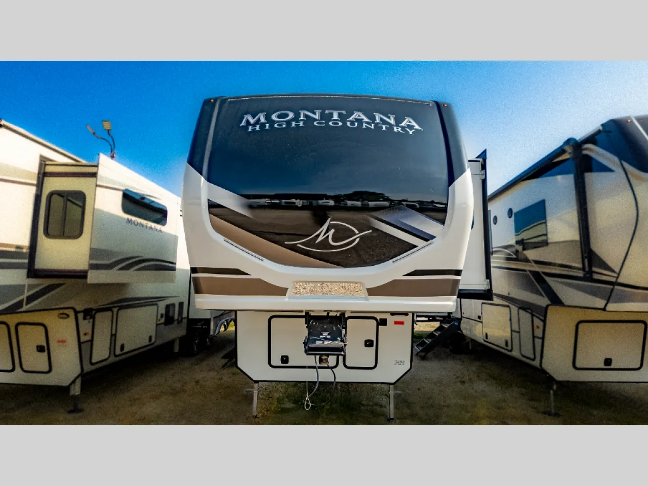 2025 Keystone Montana High Country 325RK - Photo 3