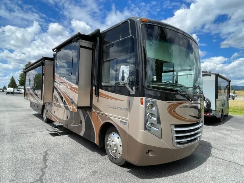 2016 Damon Challenger 37KT - Main photo