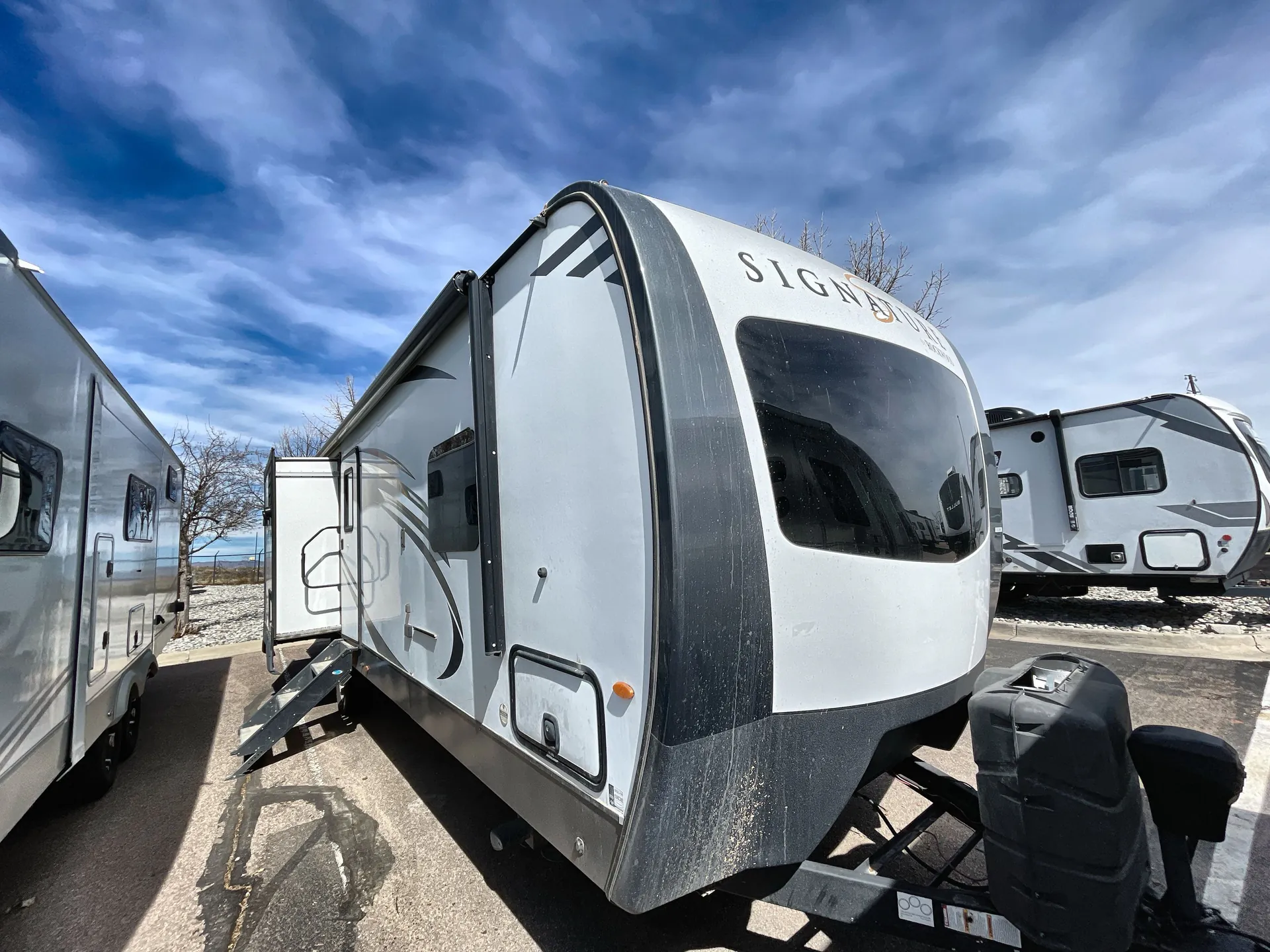 2020 Forest River Rockwood Signature Ultra Lite 8327SS - Photo 2