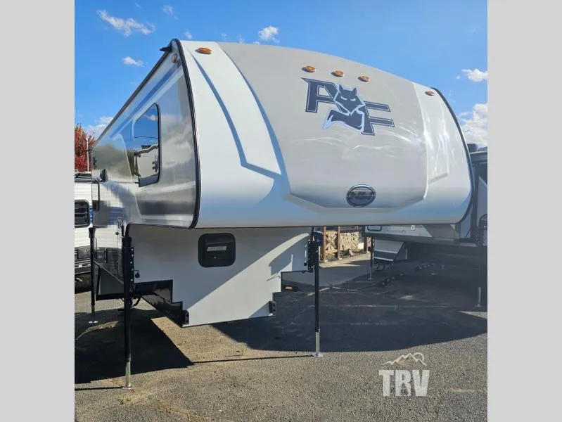 2026 Northwood Arctic Fox Camper 865 - Photo 2