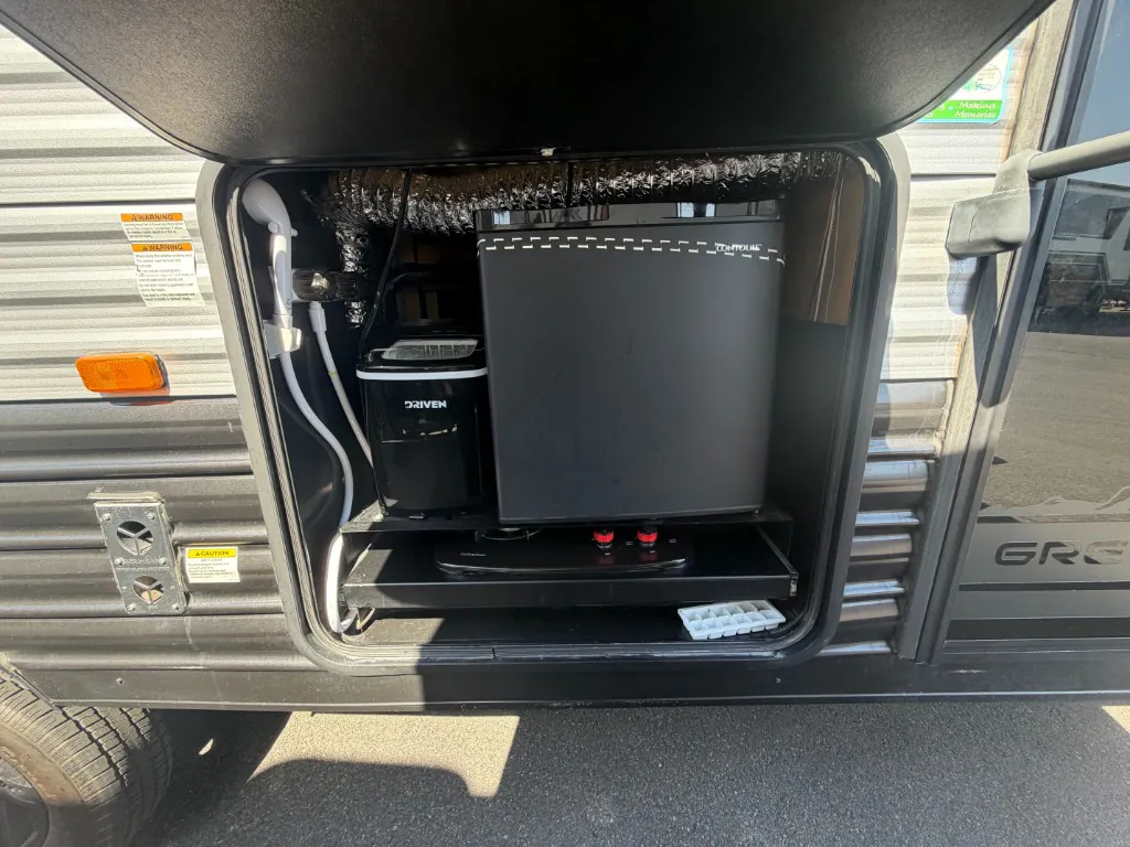 2022 Forest River Cherokee Grey Wolf 26DBH — Photo 6