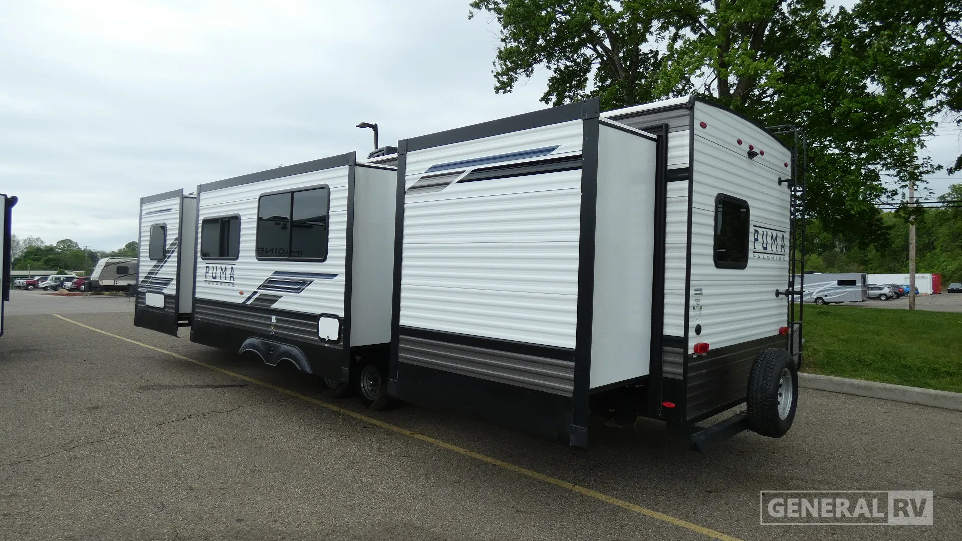 2023 Forest River Puma 32RBFQ - Photo 4