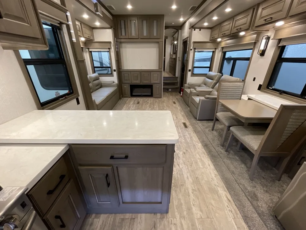 2022 drv luxury suites Mobile Suites 41RKDB - Photo 3
