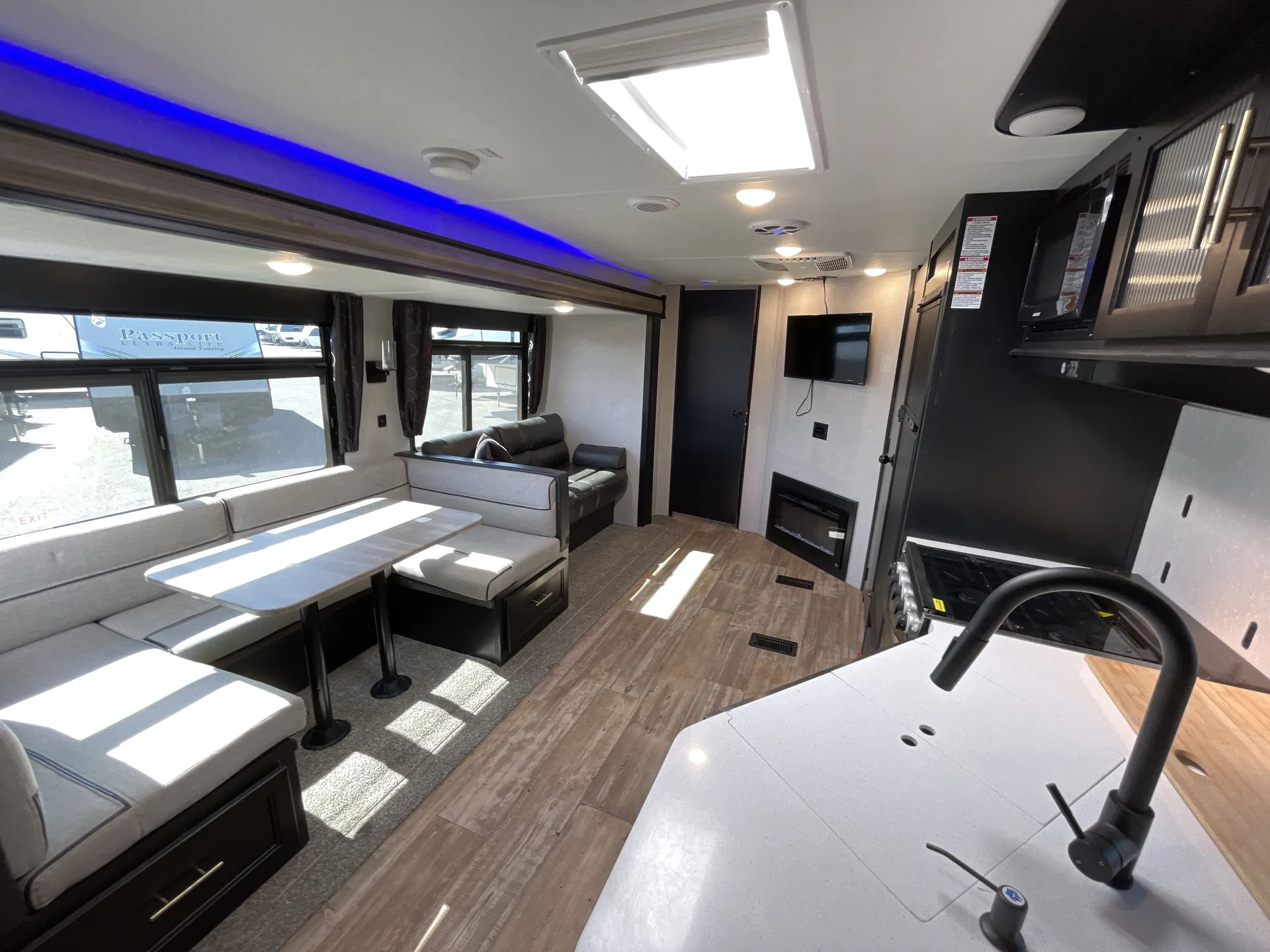 2021 Forest River Cherokee Black Label 264DBHBL — living area main