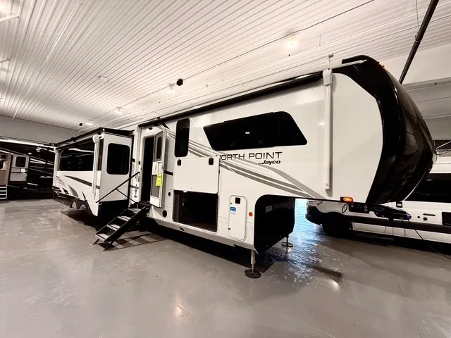 2026 Jayco North Point 381CKRE - Photo 3