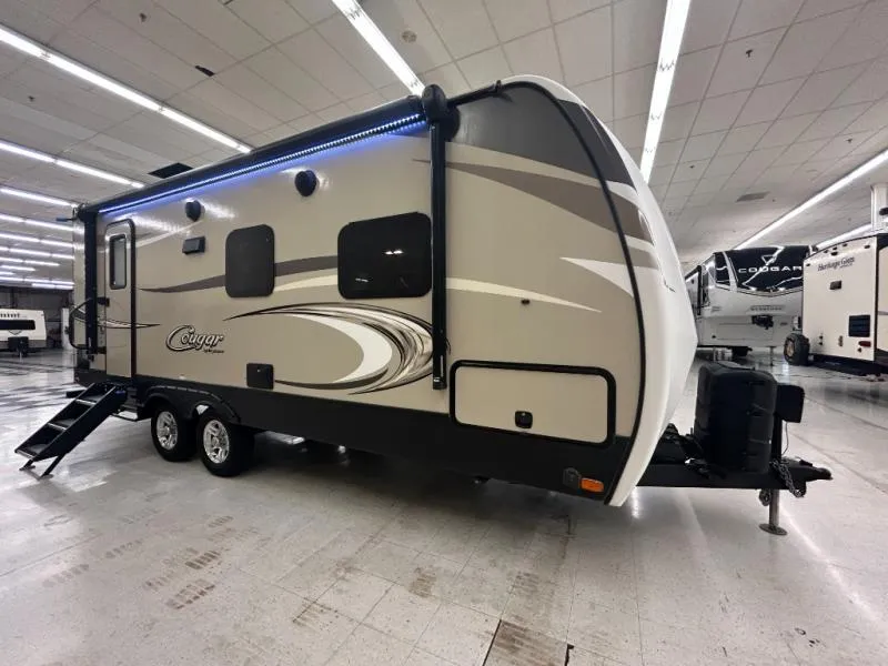 2017 Keystone RV Cougar Half-Ton Series 21RBSWE - Main photo