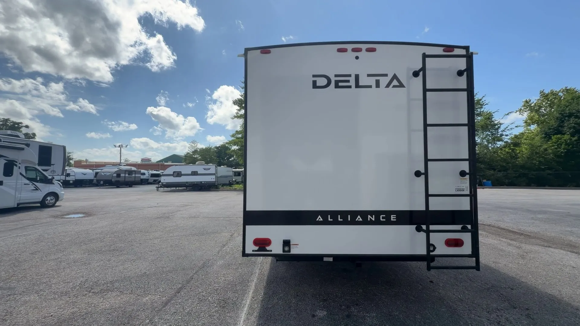 2027 Alliance RV Delta Solo BH181 - Photo 3