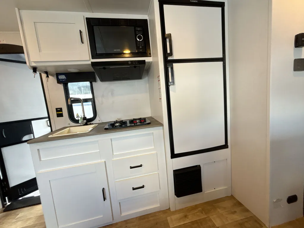 2022 Keystone Hideout 186SS, Photos photo 12