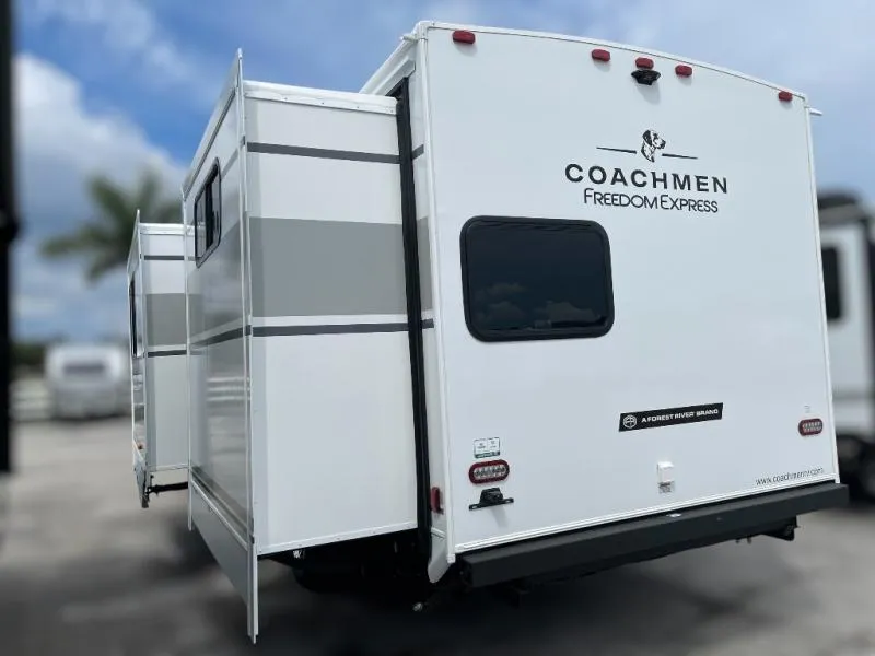 2026 Coachmen Freedom Express 271BHE - Photo 4