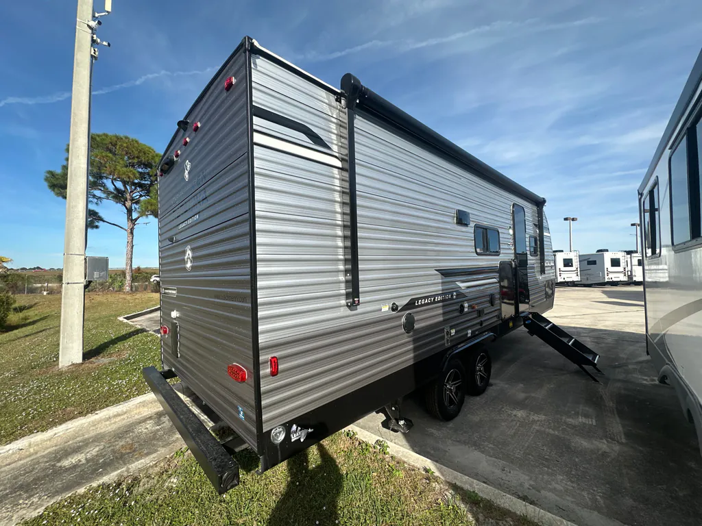 2026 Coachmen Catalina Legacy Edition 243RBS, Photos photo 2