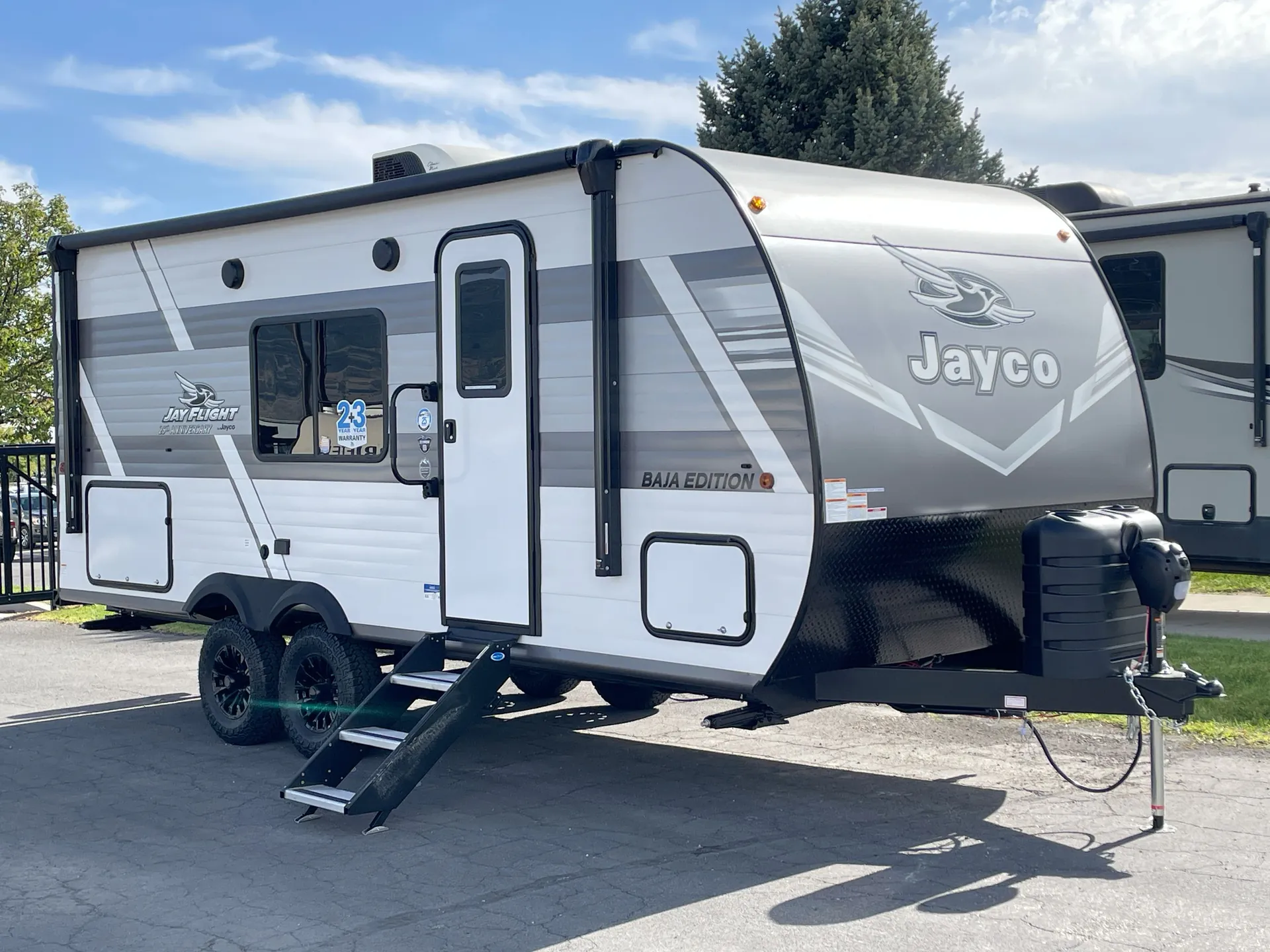 2027 Jayco Jay Flight 211MBW - Photo 2