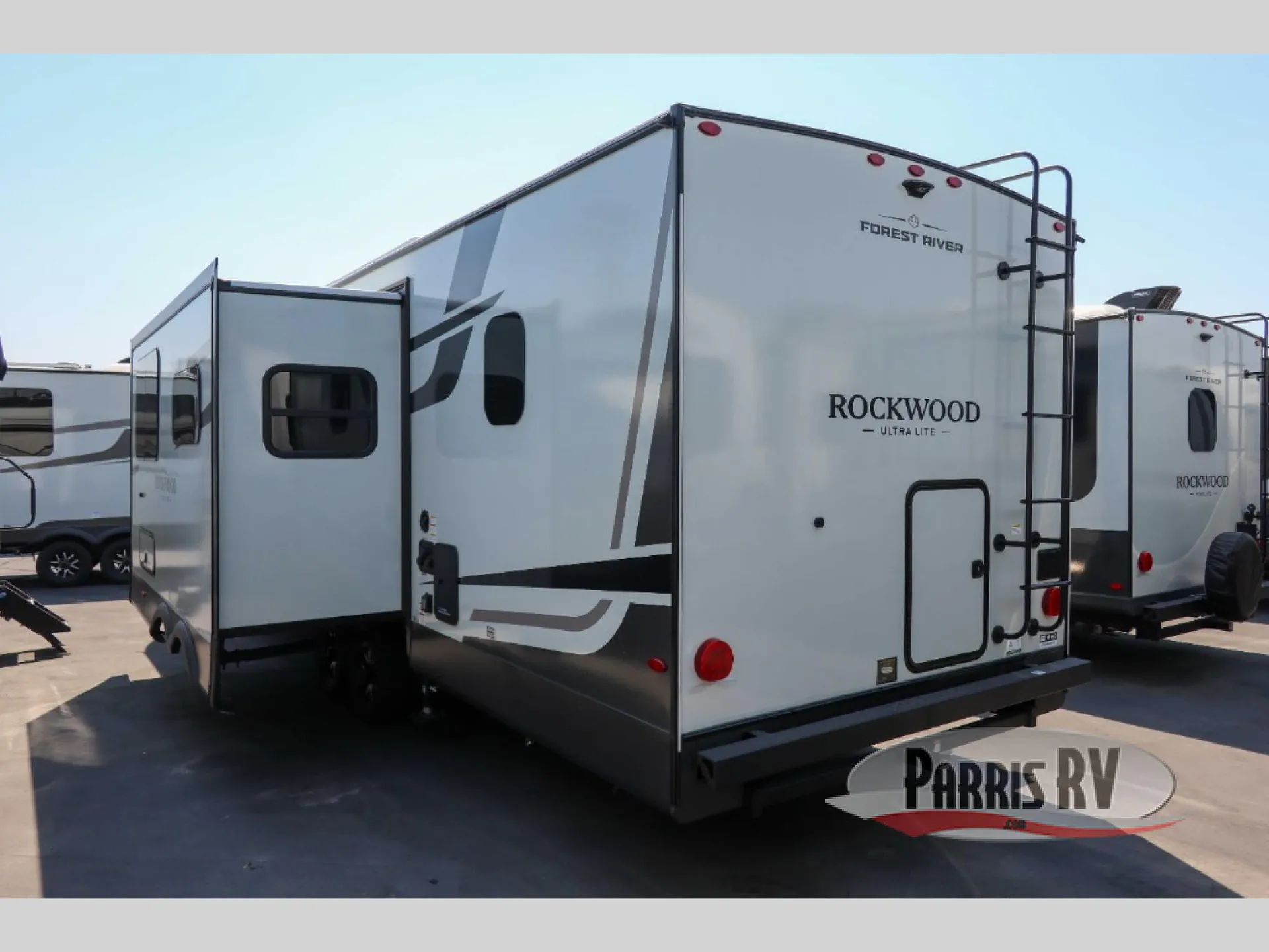 2027 Forest River Rockwood Ultra Lite 2706BH — Photo 5