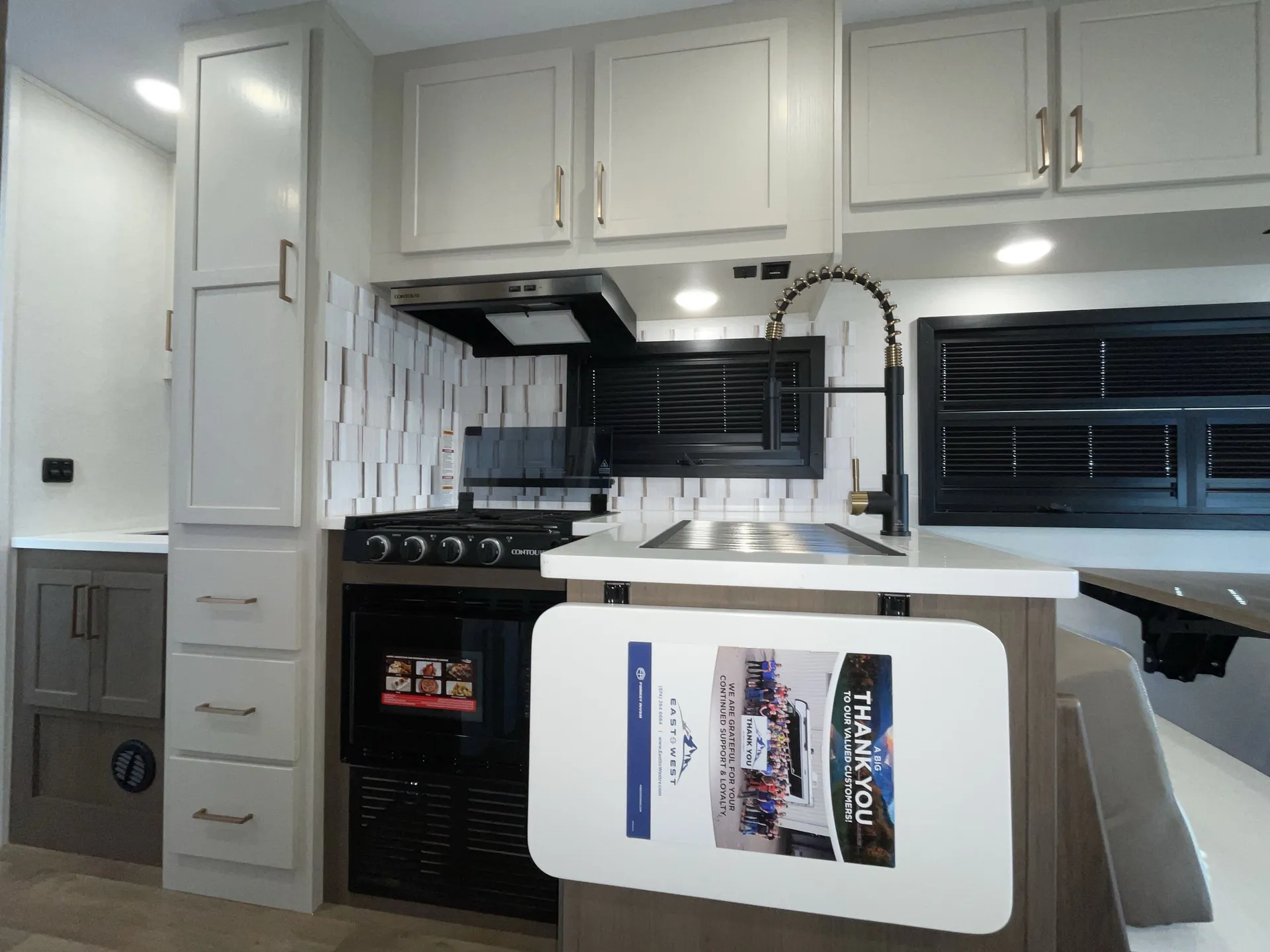 2026 East to West College Avenue 2701NS — living area main