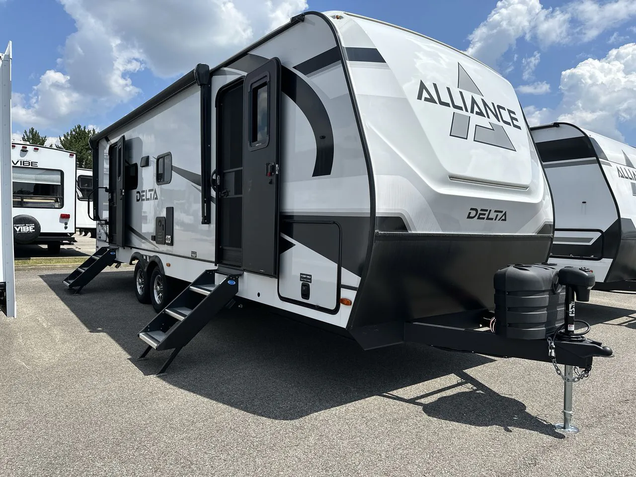 2025 Alliance RV Delta 252RL - Photo 2