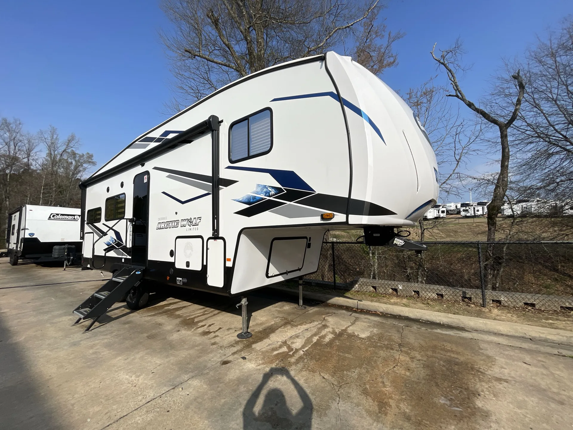 2024 Forest River Cherokee Arctic Wolf 23MLE - Photo 2
