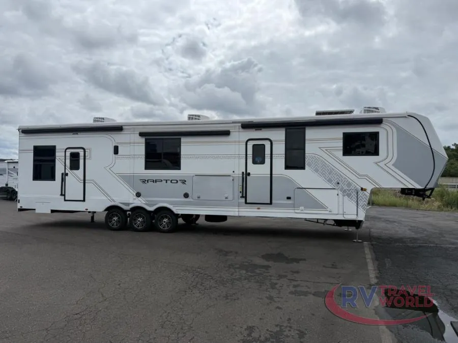 2025 Keystone Raptor 441 - Photo 2
