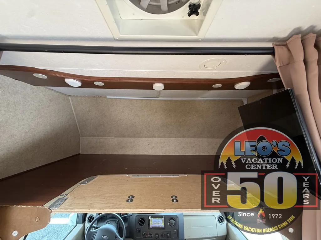2013 Forest River Sunseeker 3050S, Photos photo 15