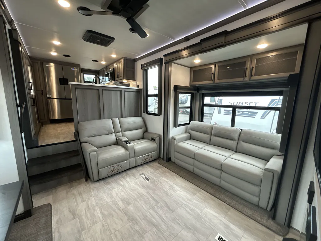 2023 Keystone Montana 3901RK, Photos photo 23
