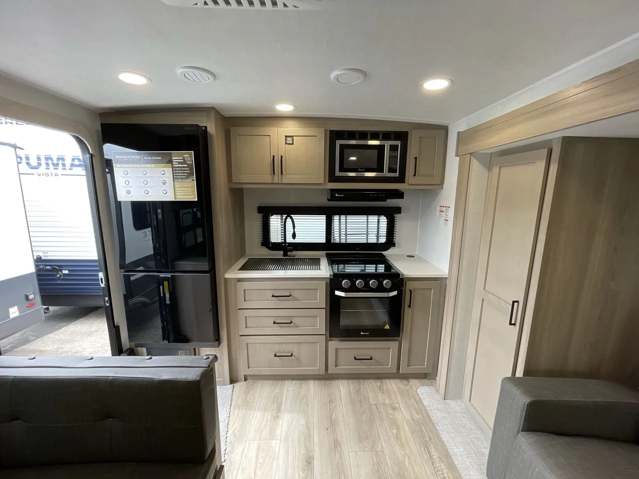 2026 Forest River Rockwood Mini Lite 2515S - Photo 3
