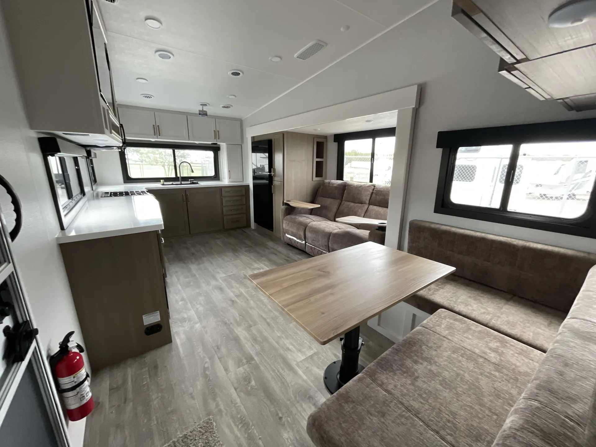 2026 Jayco Eagle Ht 27MLC — living area main