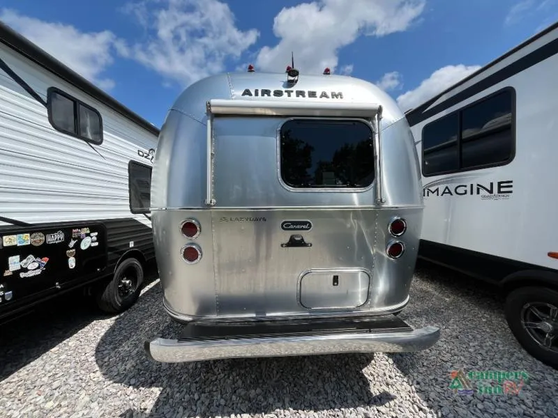 2024 Airstream Caravel 19CB - Photo 4