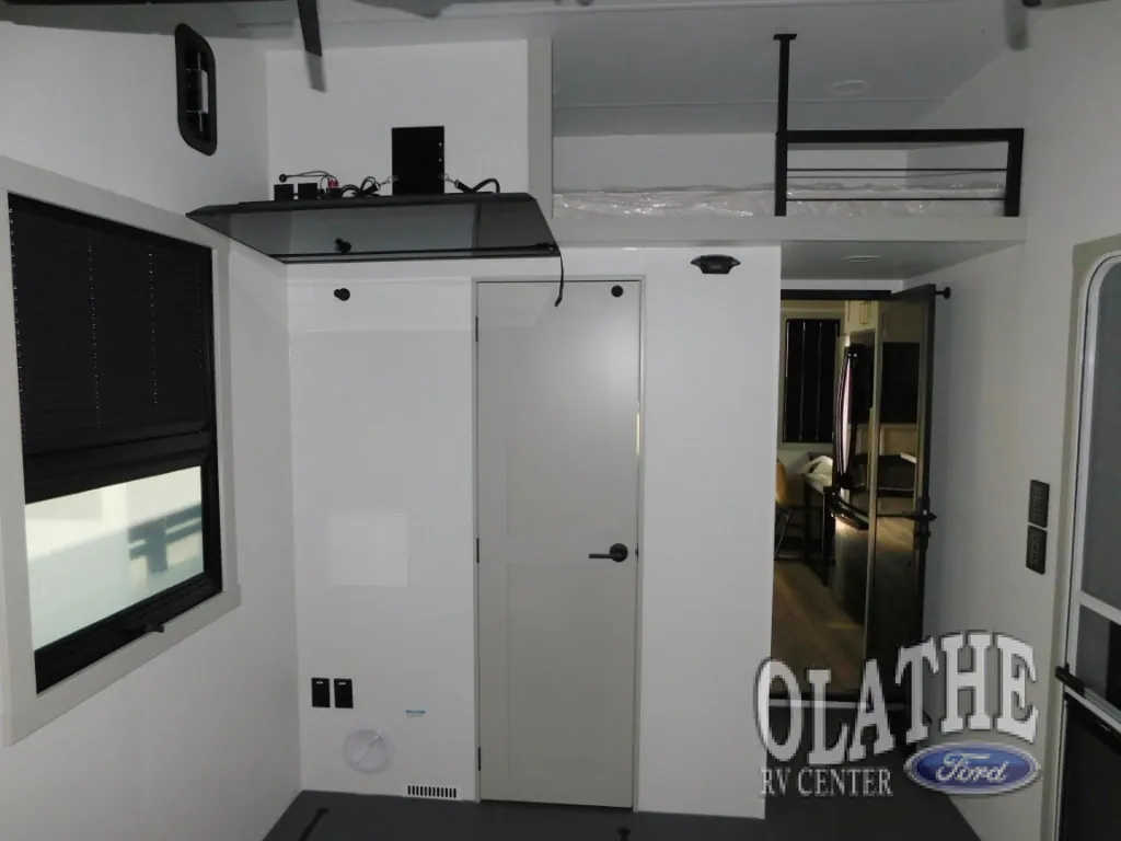 2026 Brinkley Model G 3970, Photos photo 25