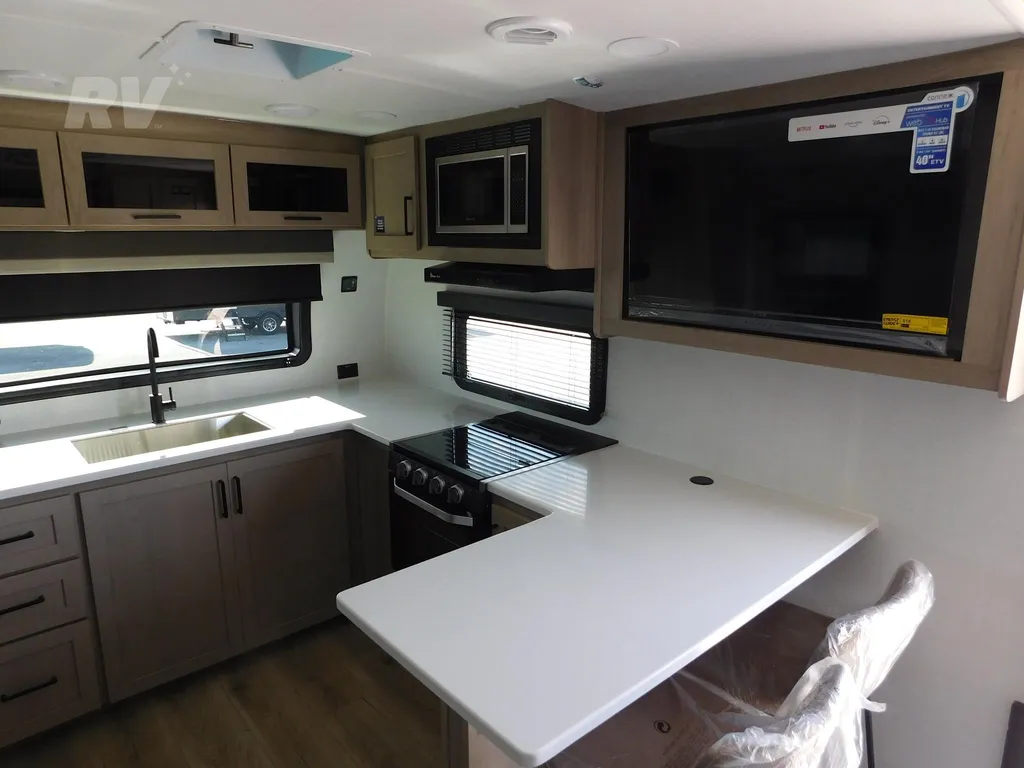 2026 Forest River Flagstaff Micro Lite 25MBR, Photos photo 10