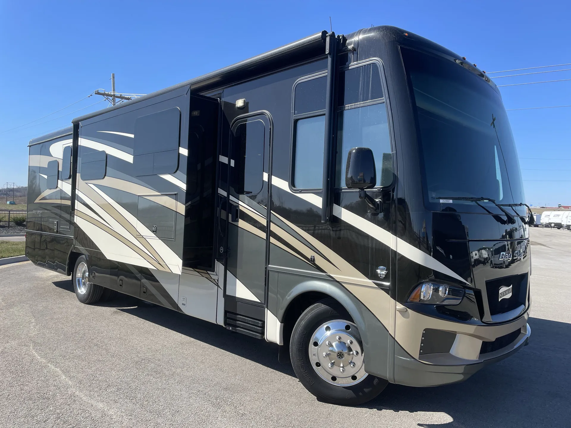 2020 newmar Bay Star 3414 - Photo 2