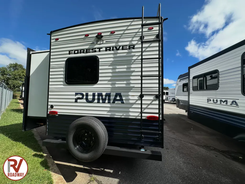 2027 Forest River Puma 31QBBH, Photos photo 4