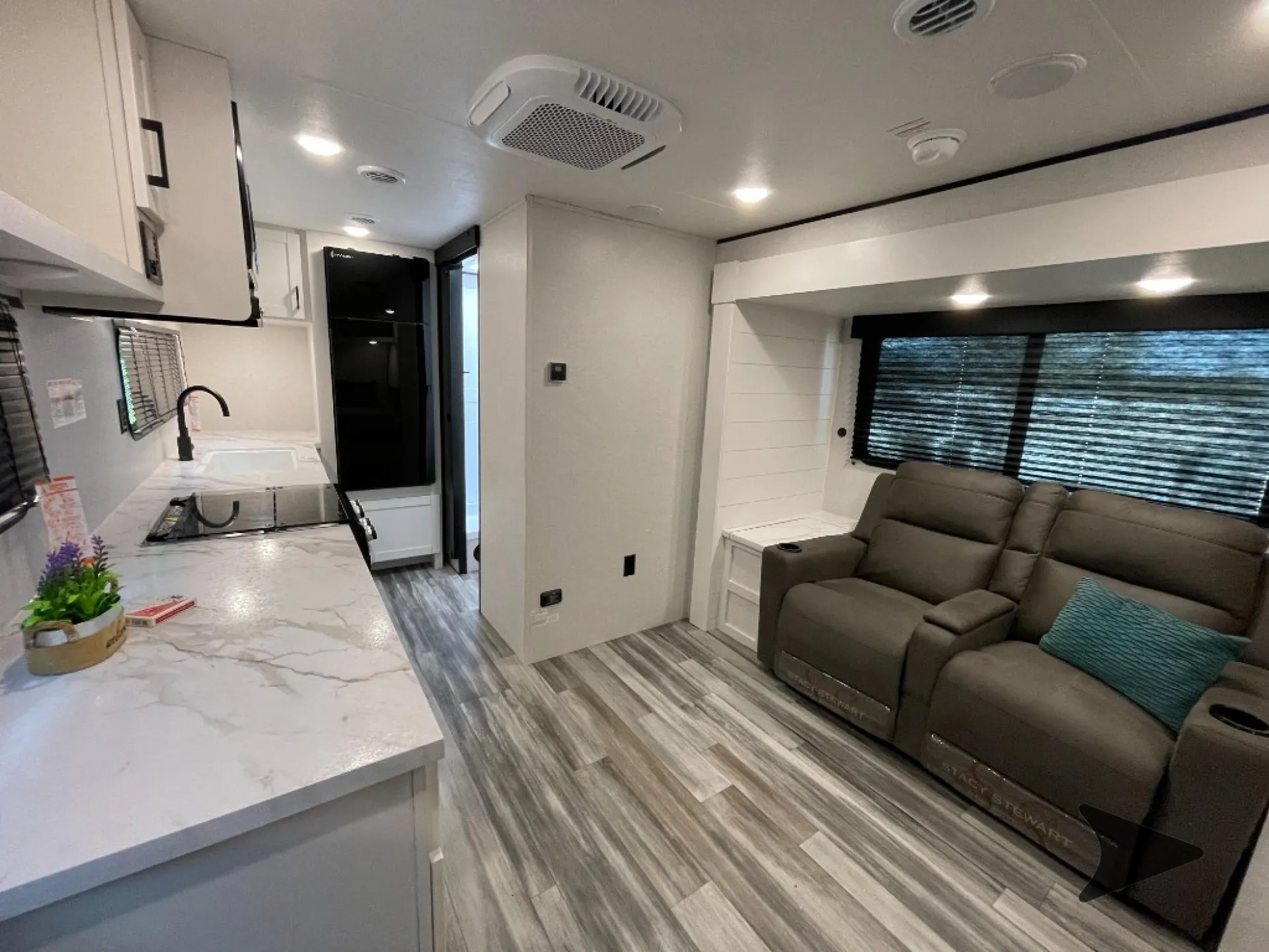 2026 Jayco Jay Flight SLX 200MKS - Photo 3