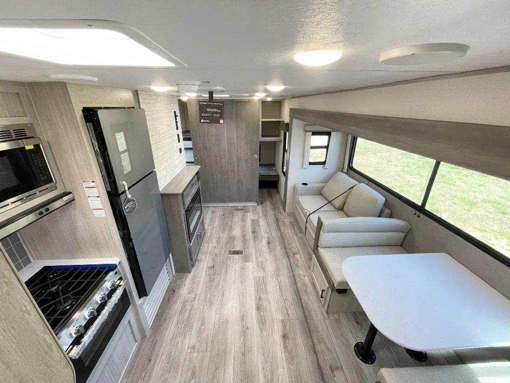 2026 Coachmen Catalina Legacy Edition 333DORM - Photo 4