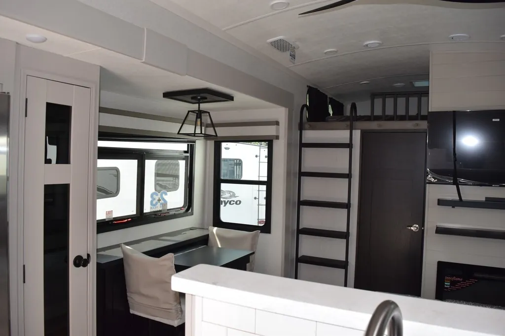 2026 Jayco North Point 395DSDB, Photos photo 8