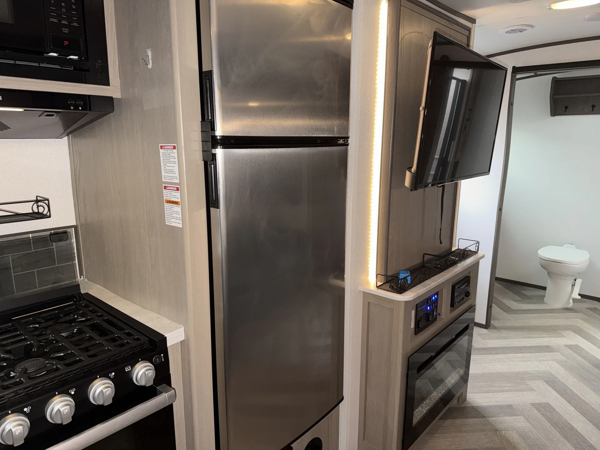 2021 Twilight RV Signature TWS 2500 — living area main