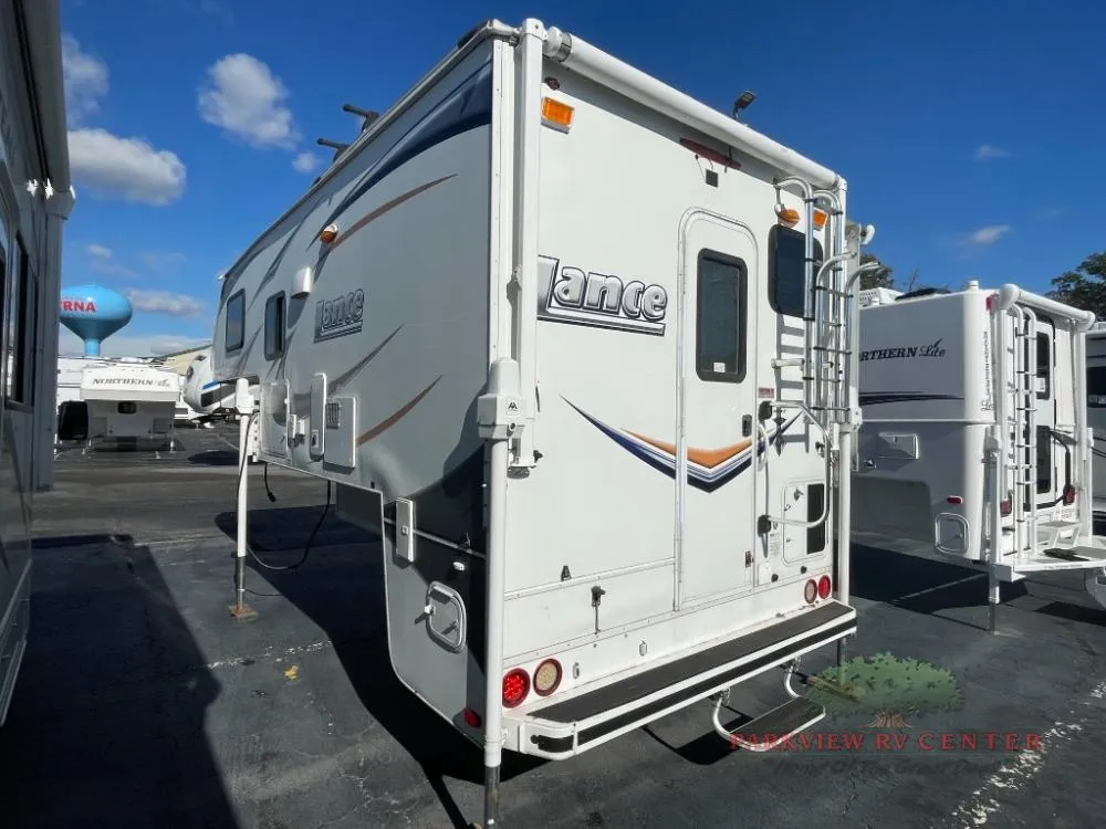 2015 Lance Lance 1050S - Photo 4