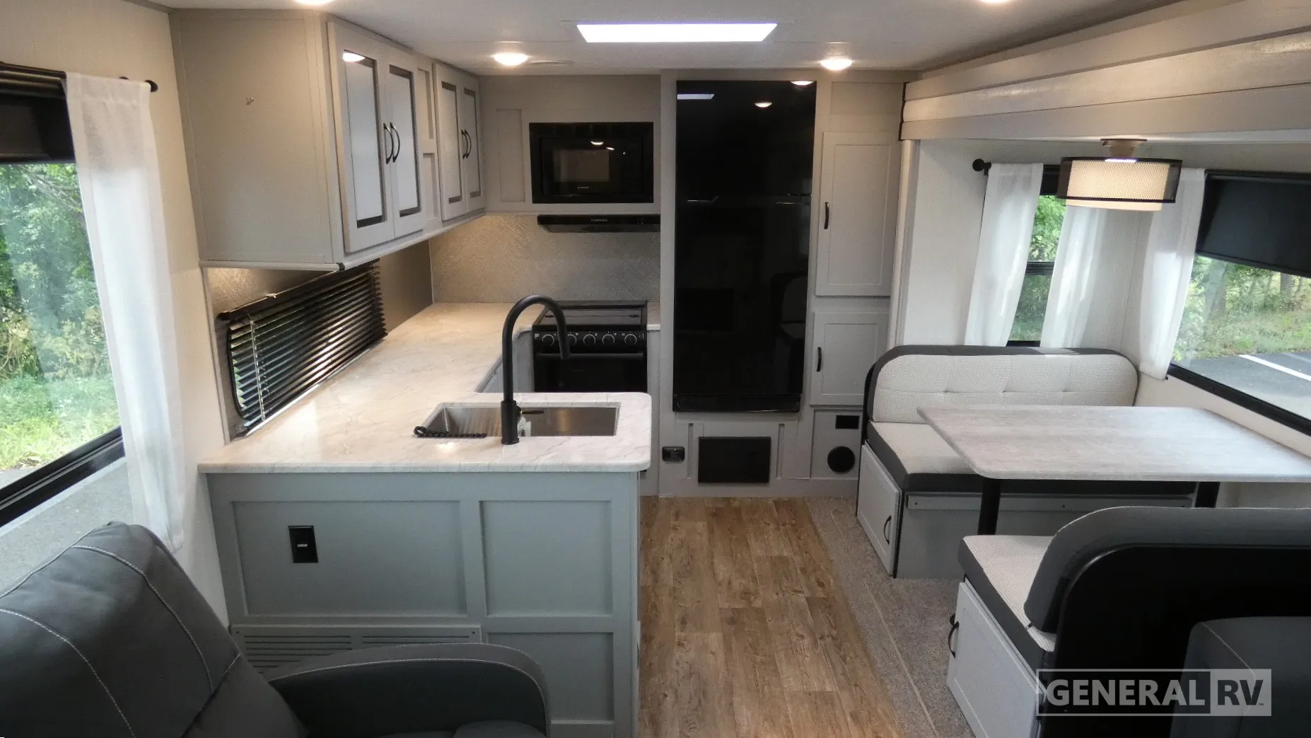 2023 Forest River Vibe 26RK - Photo 3