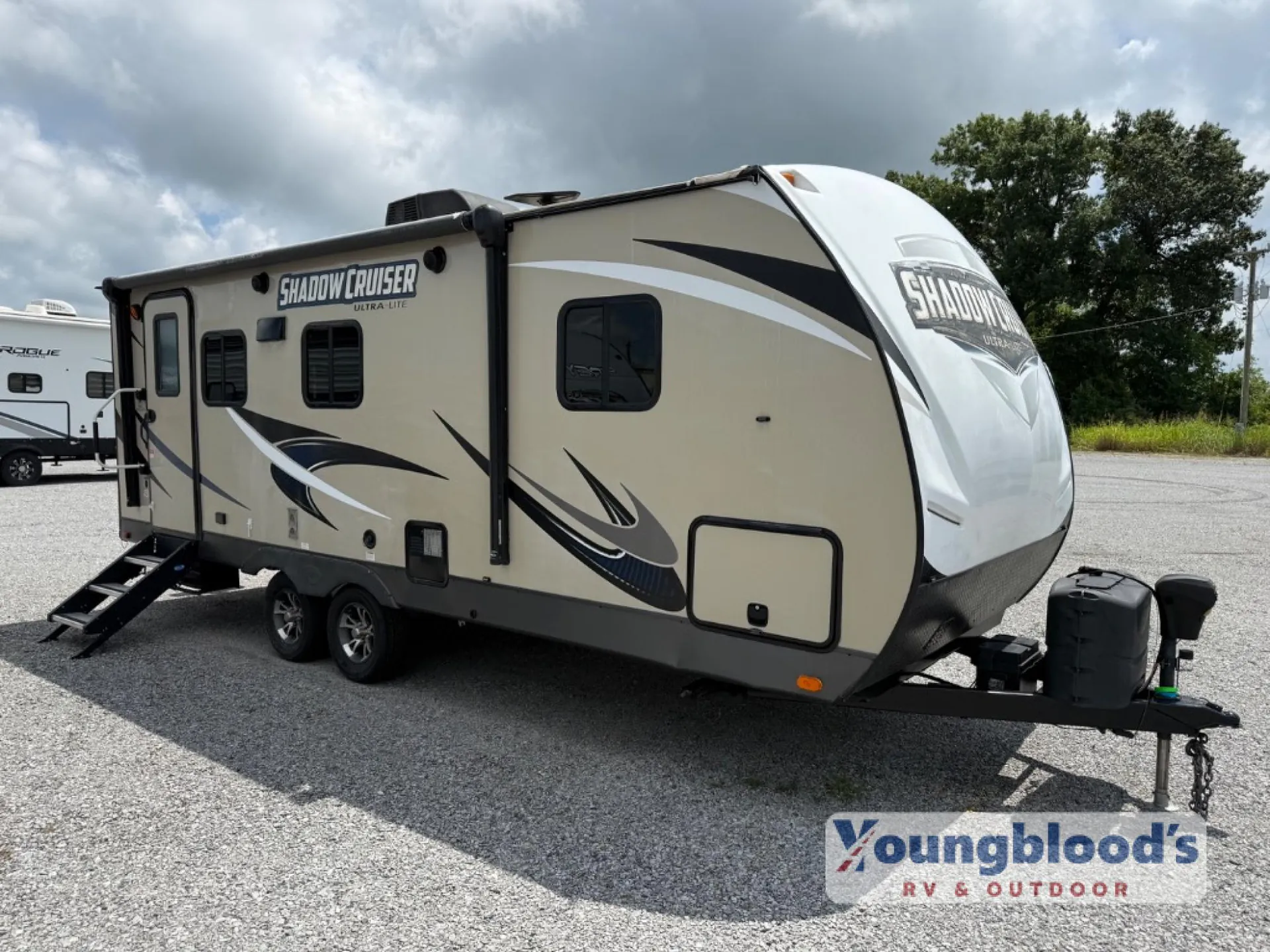 2019 Cruiser RV Shadow Cruiser 225RBS - Photo 2