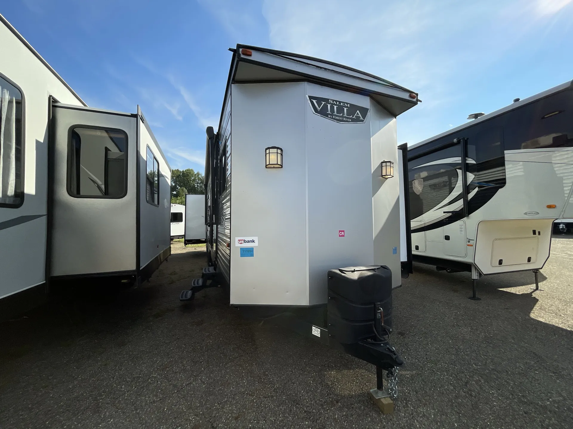 2021 Forest River Salem Villa 42QBQ - Photo 2
