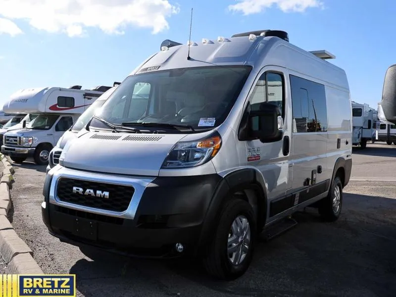 2022 Thor Motor Coach Rize 18M - Photo 2